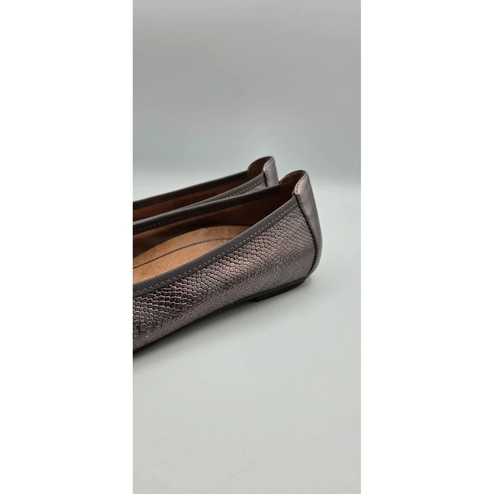Vionic Minna Women Ballet Flats Size 8 Pewter Metallic Snake Leather Comfort